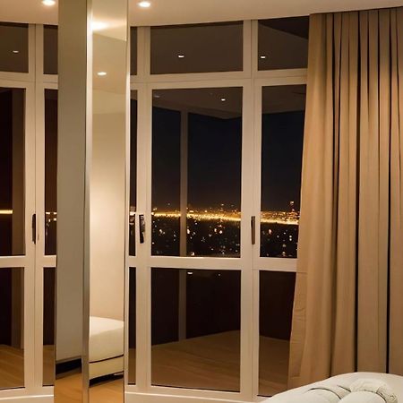 Amazing Appartement Au Centre Ville En Face Hilton & Gare Train De Tgv De Tanger 2N Екстер'єр фото