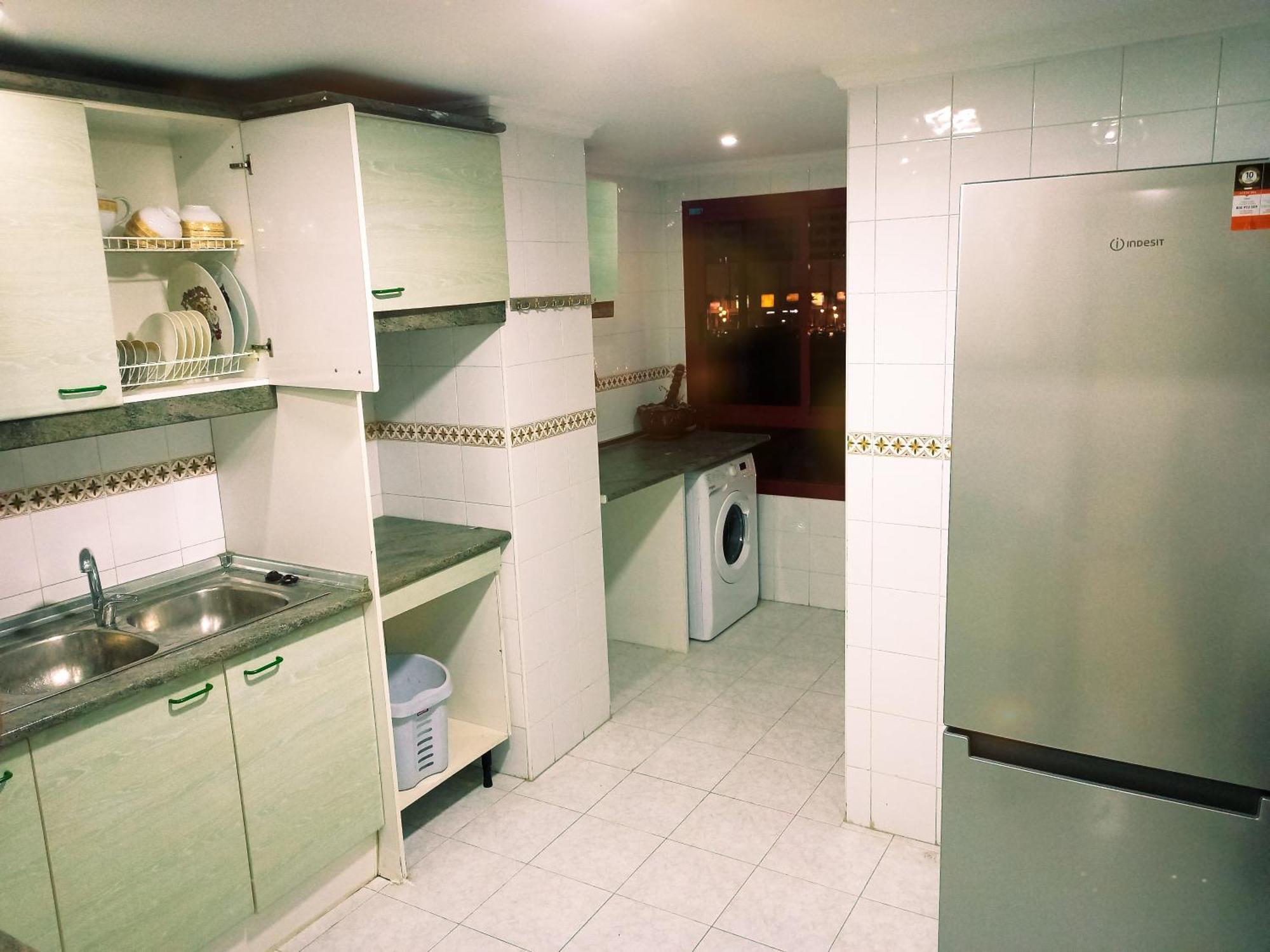 Amazing Appartement Au Centre Ville En Face Hilton & Gare Train De Tgv De Tanger 2N Екстер'єр фото